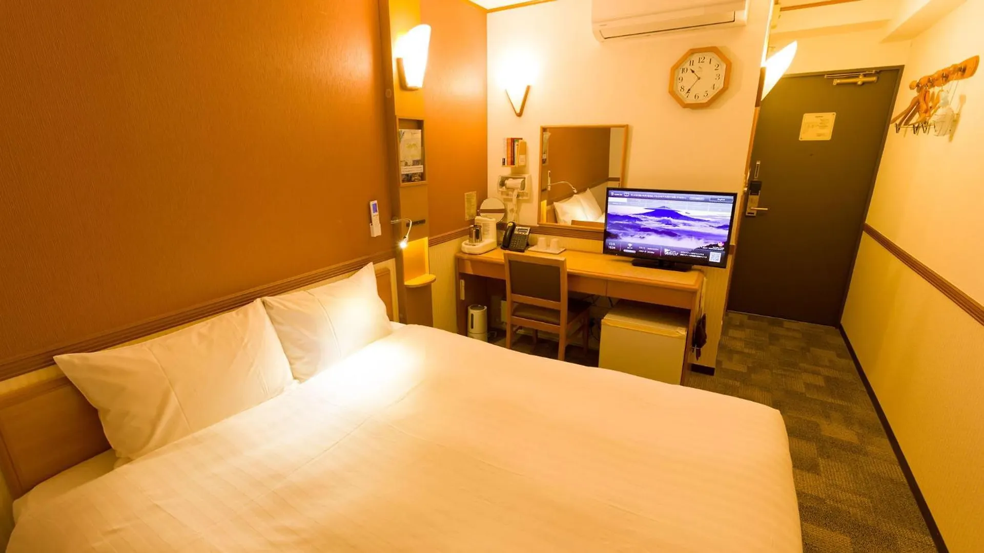 Toyoko Inn Kyoto Shijo-Karasuma Отель